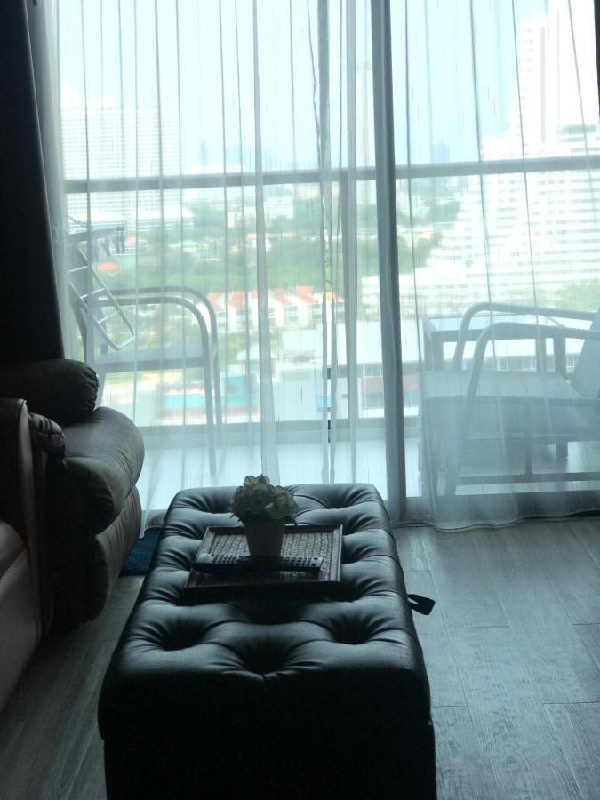 Kuno - 2Br, Beachfront Jomtien ภายนอก รูปภาพ