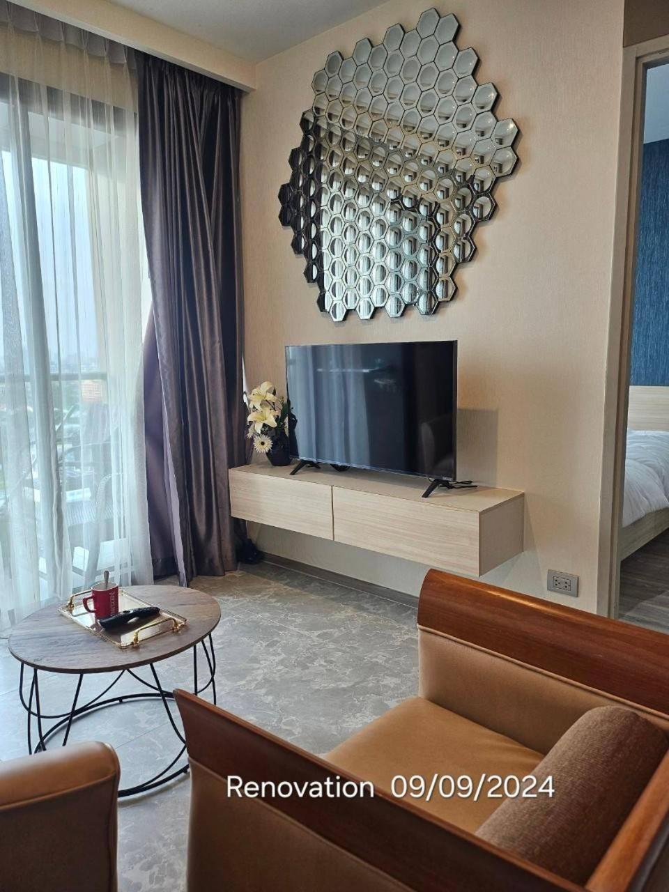 Kuno - 2Br, Beachfront Jomtien ภายนอก รูปภาพ