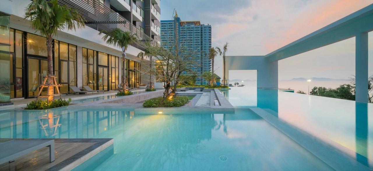 Kuno - 2Br, Beachfront Jomtien ภายนอก รูปภาพ