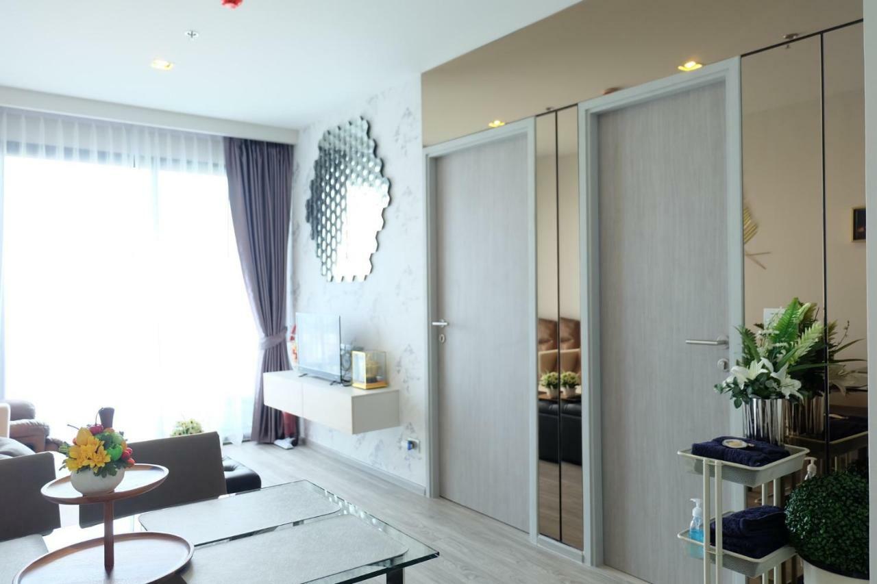 Kuno - 2Br, Beachfront Jomtien ภายนอก รูปภาพ