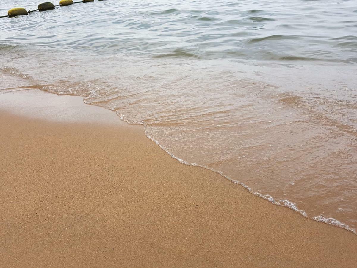 Kuno - 2Br, Beachfront Jomtien ภายนอก รูปภาพ